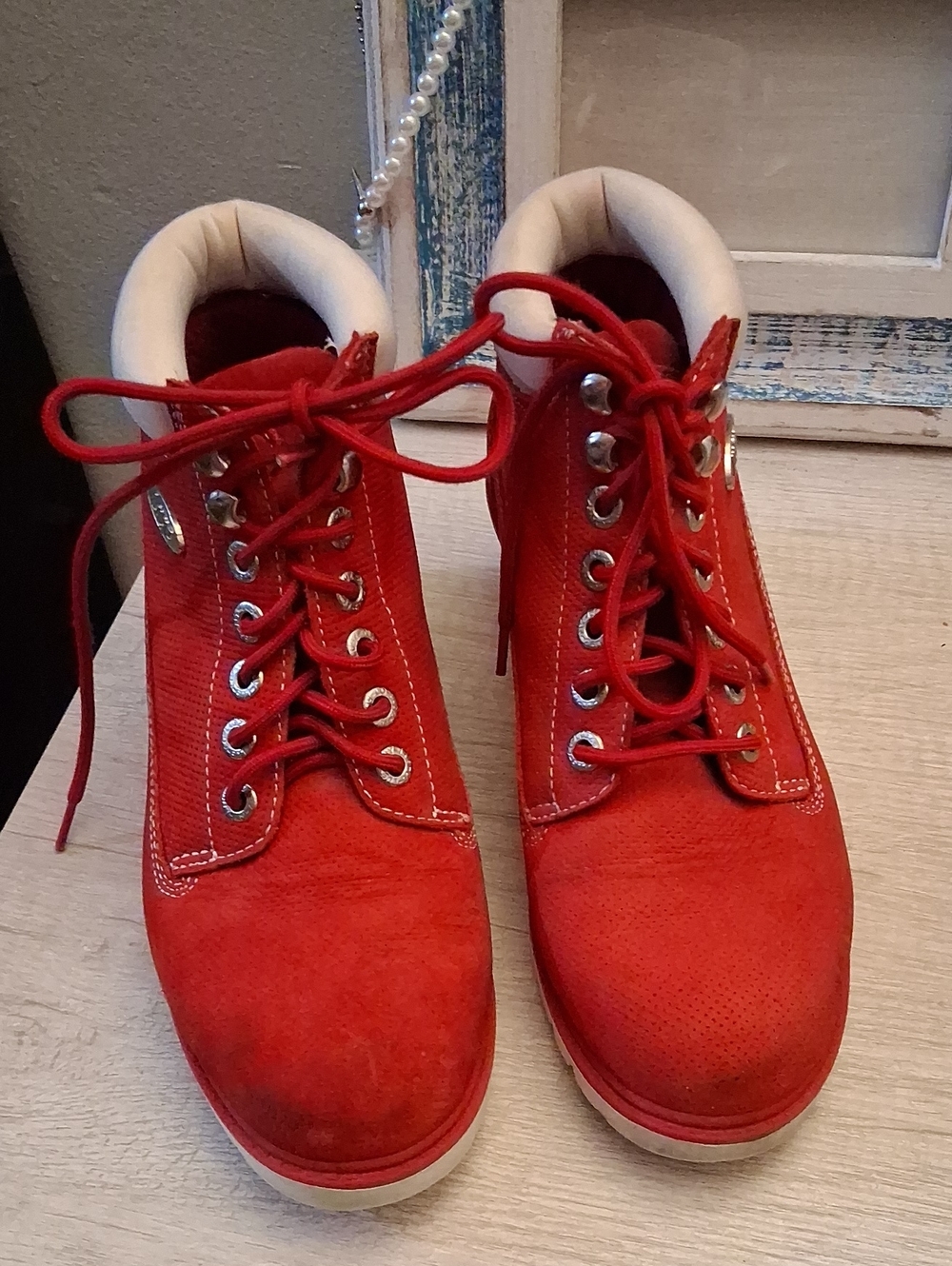 Lugz Red Lace-Up Suede Ankle Boots for Women